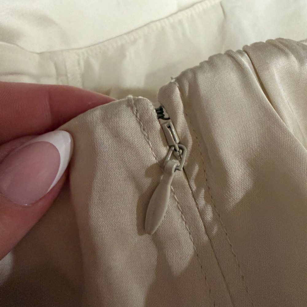 NWT Abercrombie Satin Skort Size L - Picture 5 of 5